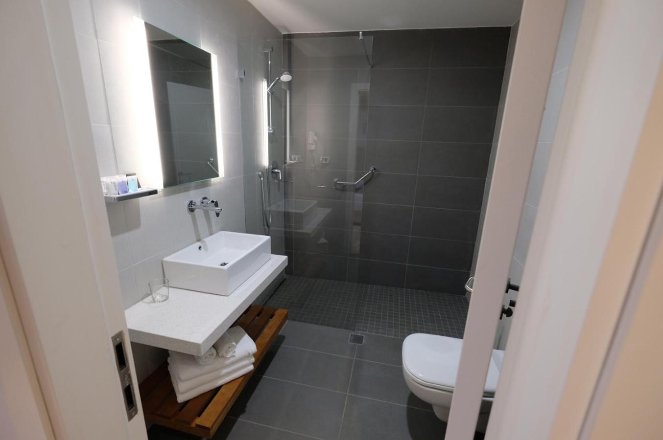 Scots House Hotel 2*
