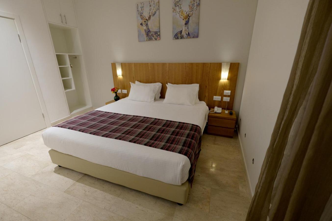 Hotel Scots House 2*
